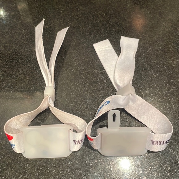 Taylor Swift Jewelry Taylor Swift The Eras Tour Light Up Wearable
